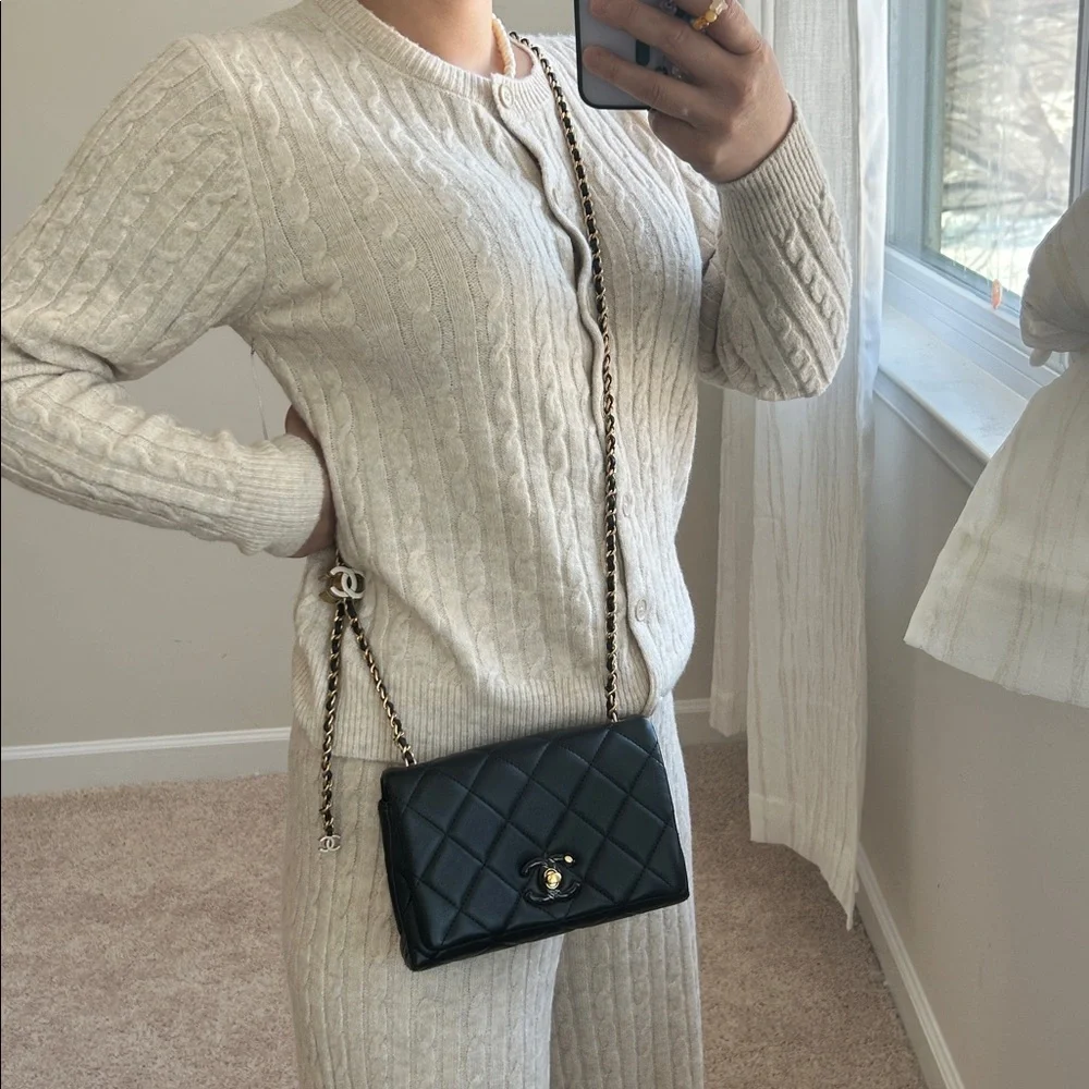 Chanel 2024 mini flap bag. - Picture 5 of 17